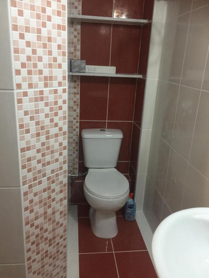 Loutraki Hostel Esterno foto